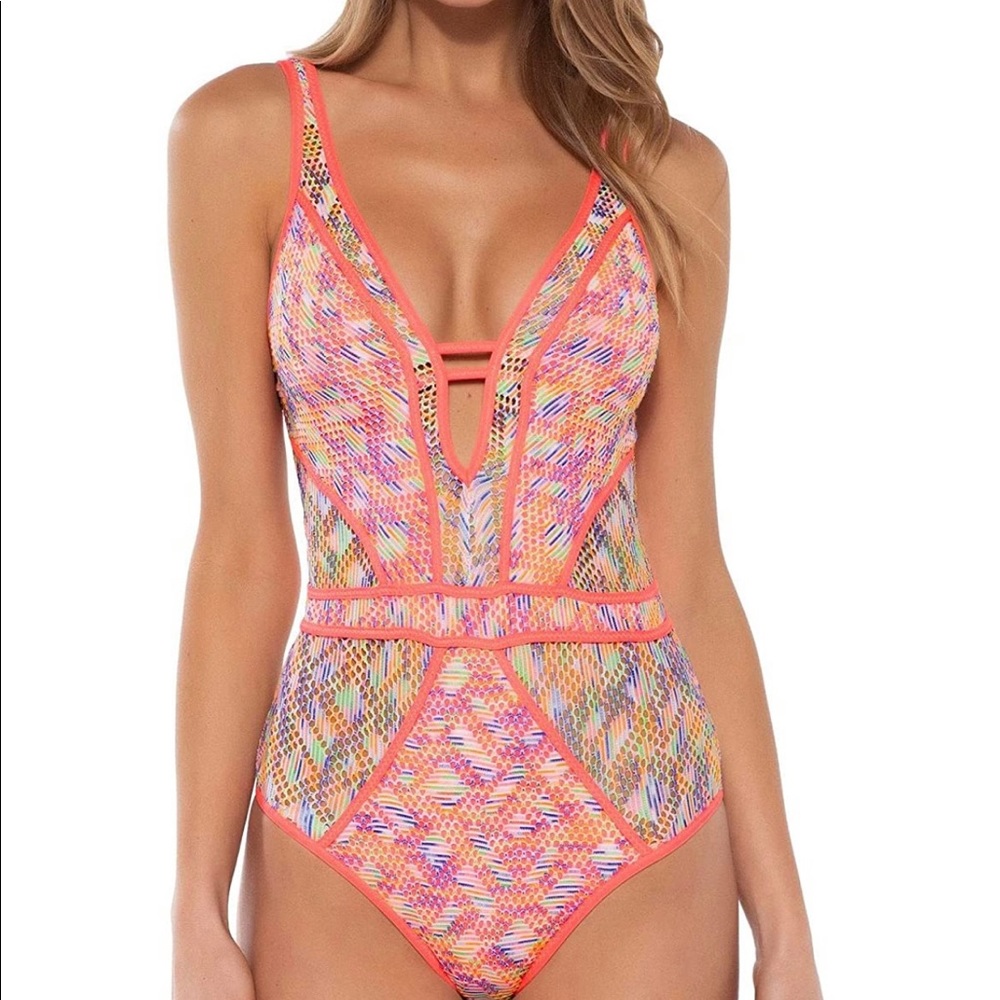 BECCA - Plunge One Piece Swimsuit NEVER WORN